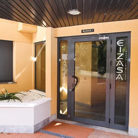 Amadeus Planet Costa Dorada 公寓 拉皮内达