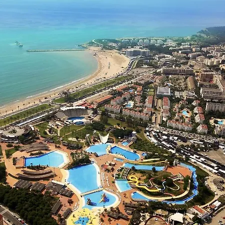 Amadeus Planet Costa Dorada * 拉皮内达